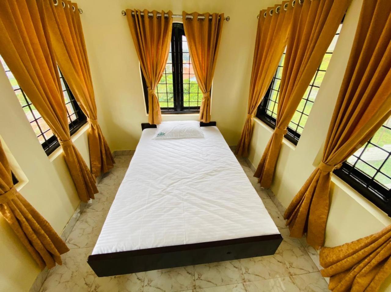 Hotel Bob Leisure Ooty Exterior foto